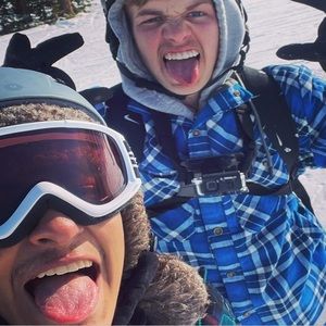 Meet your Posher, Abel